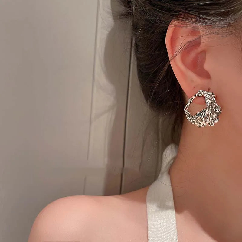 Vintage Metal Irregular Twisted Stud Earring for Women Trend Gold Color Geometric Piercing Earring Jewelry Accessories 2024 New