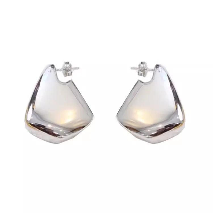 Vintage Metal Smooth Irregular Chunky Geometric Earrings for Women Ms European American Personality Minimalist Jewelry Gifts